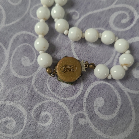 Vintage Miriam Haskell Necklace - Picture 2 of 4